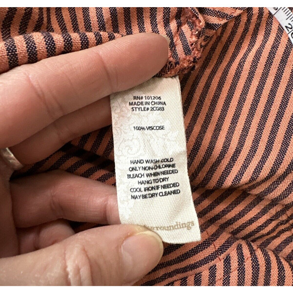 Women’s Soft Surroundings Sasha Tunic Top Button Up Coral Navy Size Small - Picture 9 of 9